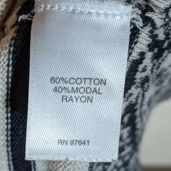 J. Jill lightweight sweater w/ lace-up neckline L - Picture 7 of 8